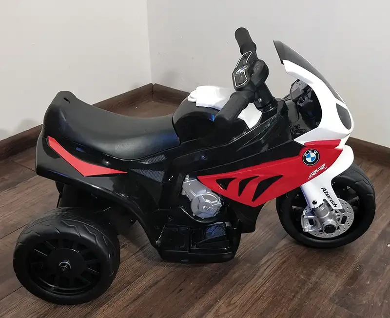 Elektro trojkolka BMW