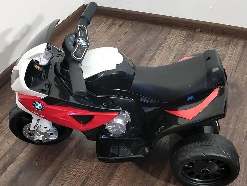 Elektro trojkolka BMW