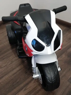 Elektro trojkolka BMW